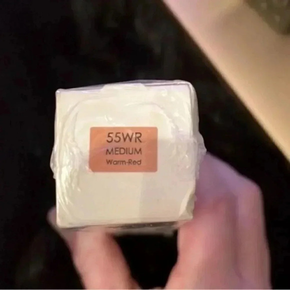 NATASHA DENON
TRANSFORMATTE PORE
VANISHING MATTE FOUNDATION SHADE 55WR WARM RED - Picture 3 of 7